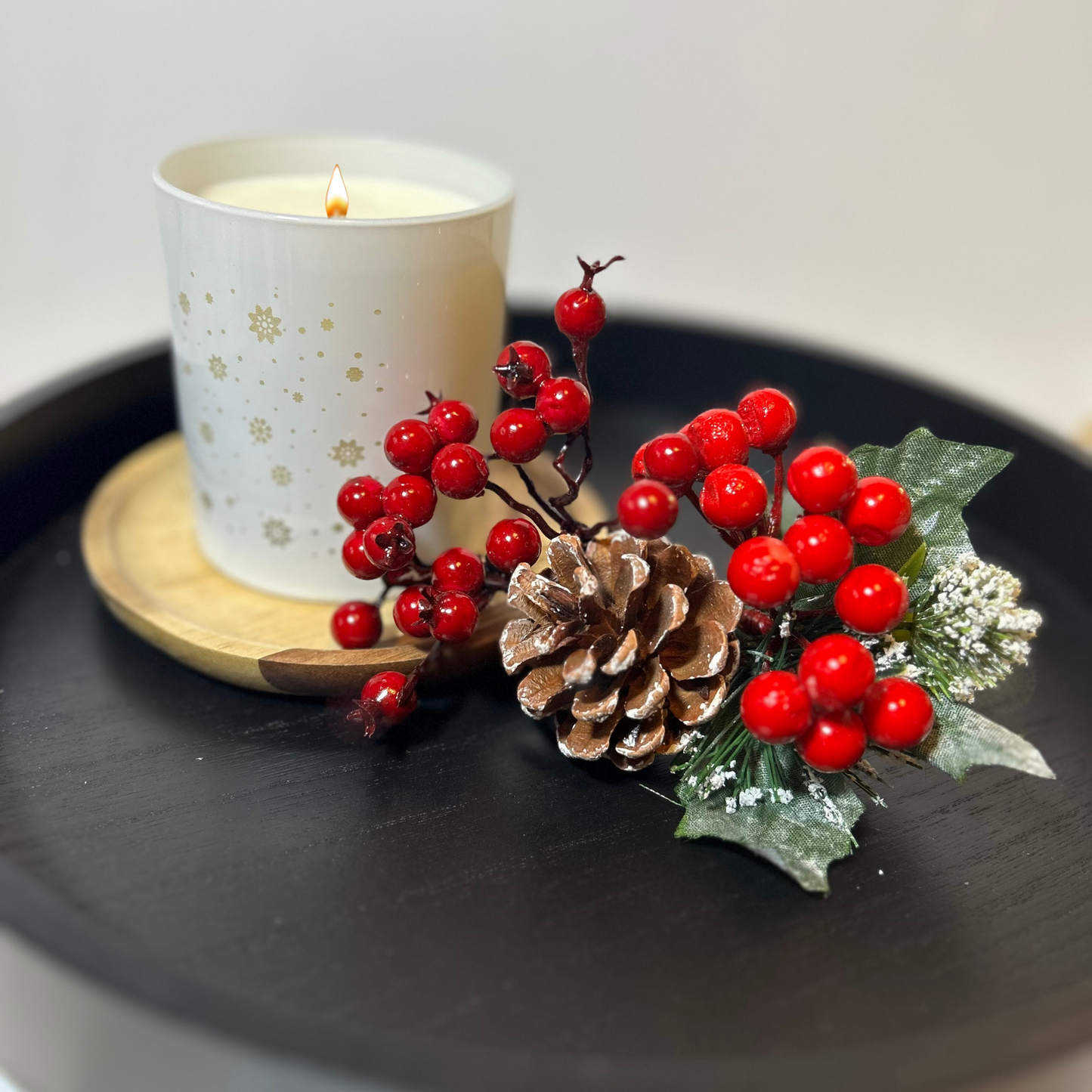A Christmas Glow - Forest Berry Fusion - Candle