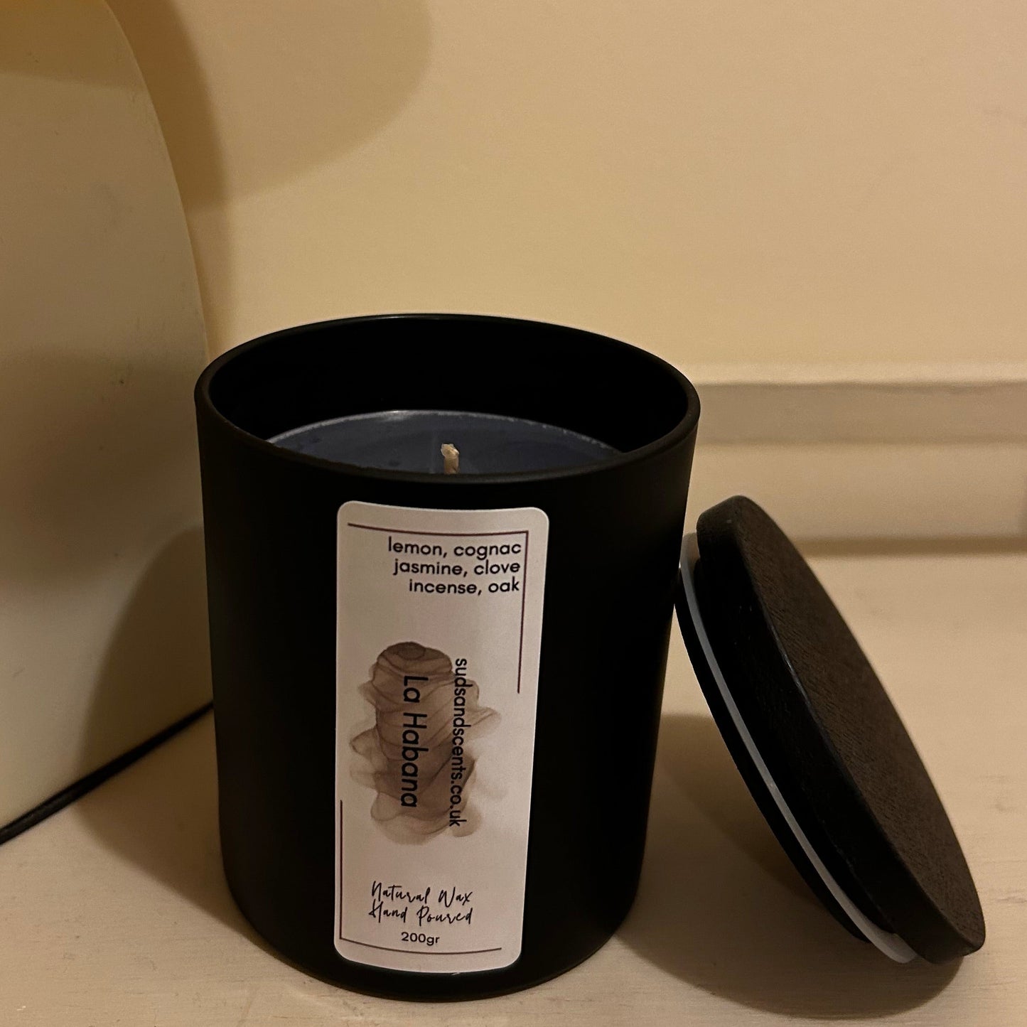 "Lit"-erary Collection - La Habana