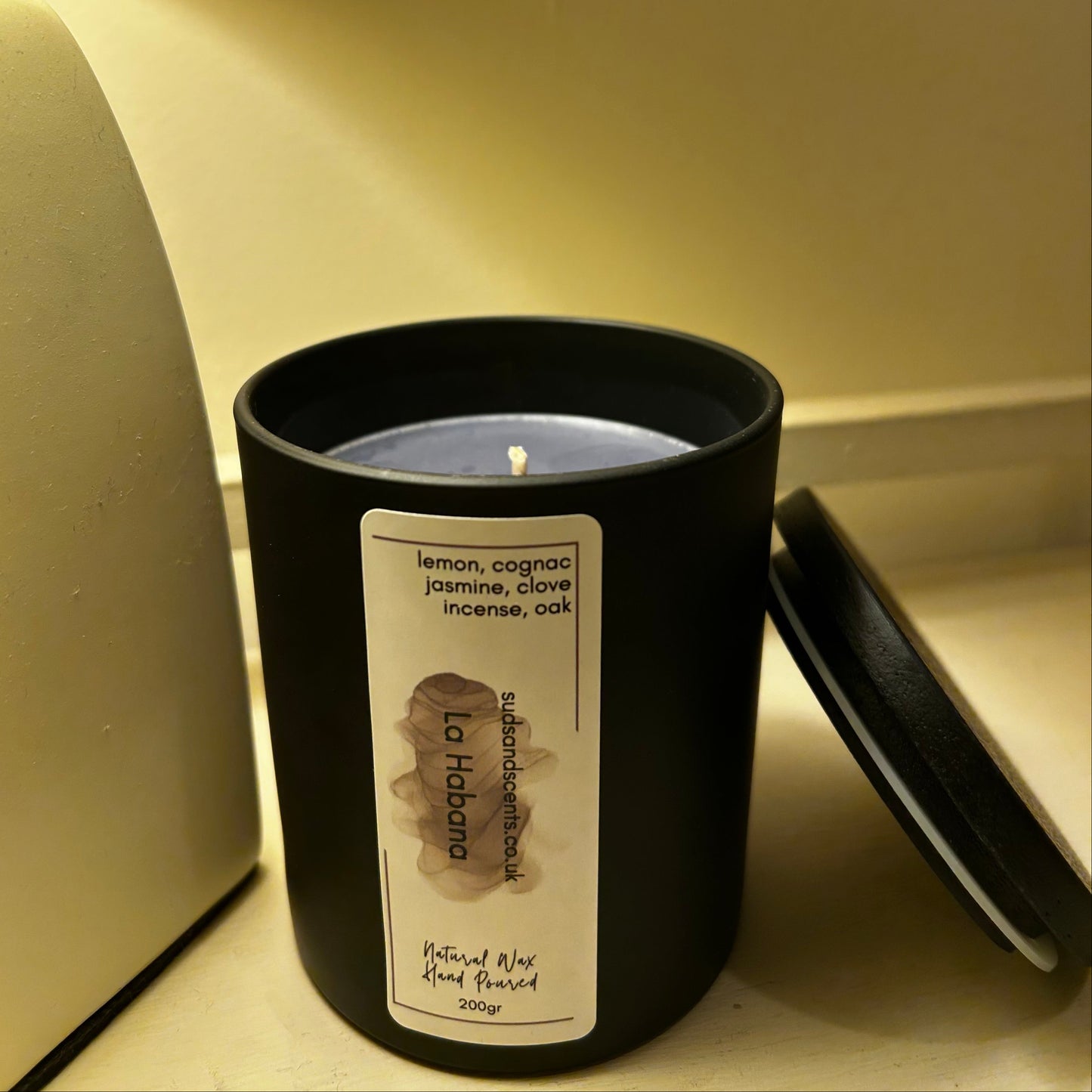 "Lit"-erary Collection - La Habana